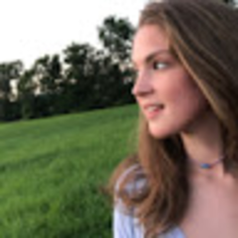 Meet your Posher, Claire